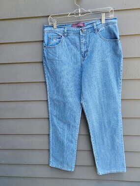 Gloria Vanderbilt Jeans size 10P
